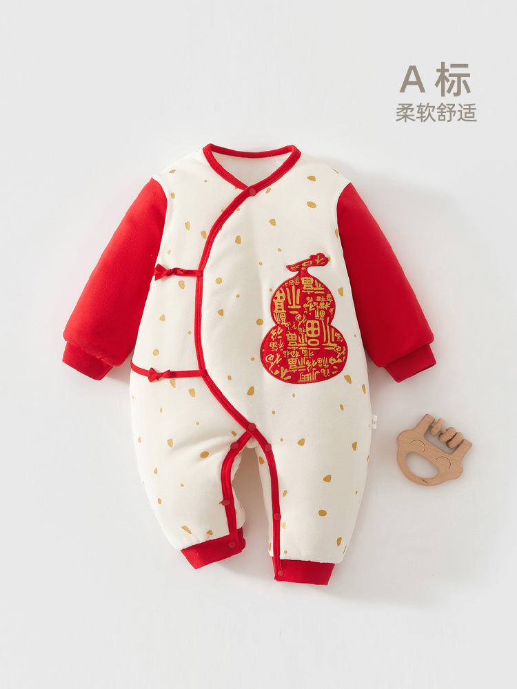 新生婴儿红色过年喜庆衣服秋冬款连体衣冬季新款宝宝满月宴拜年服