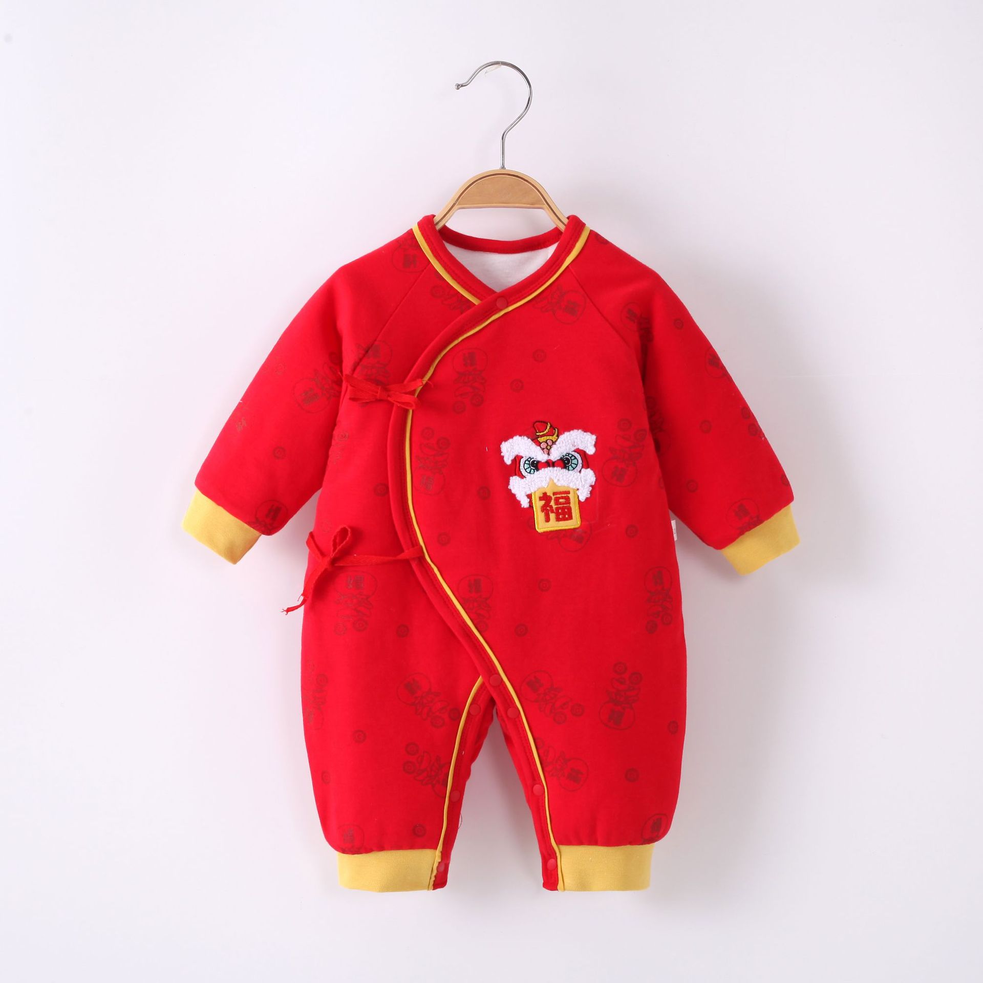 婴儿衣服薄棉秋冬季百天宝宝大红连体衣年服哈衣长袖喜庆月子服