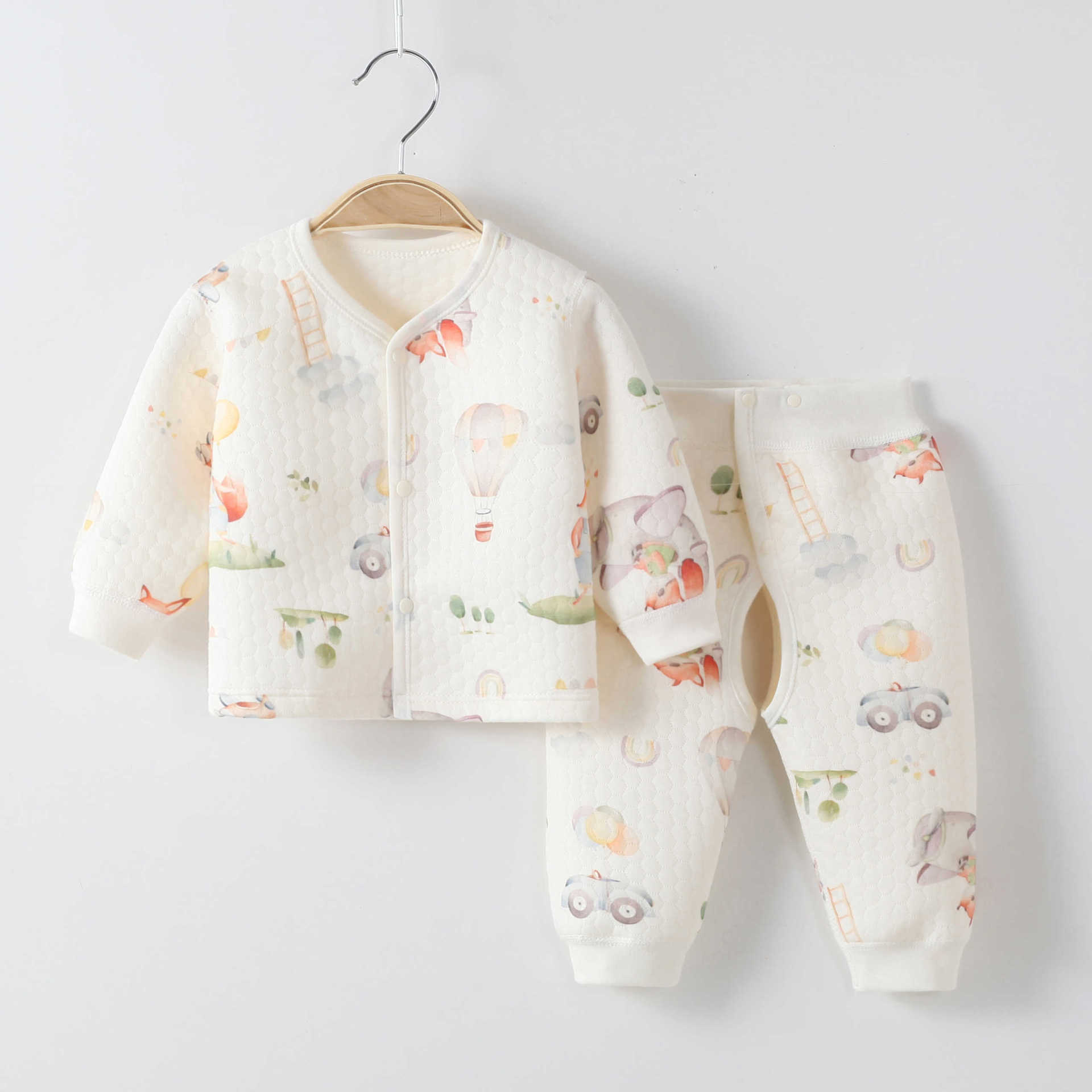 婴儿保暖衣套装秋冬婴儿0-12个月夹棉开衫上衣开裆裤子加厚两件套