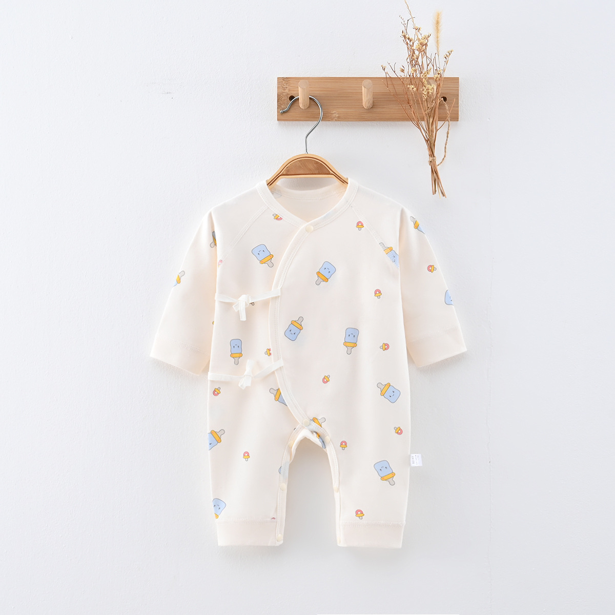 婴儿连体衣纯棉长袖0-6个月春秋款新生儿哈衣男女宝宝爬服婴幼儿