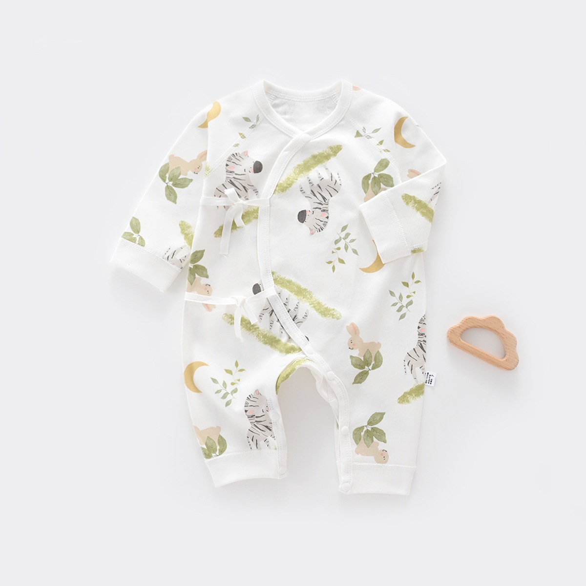 纯棉新生儿连体衣0-6个月宝宝衣服A类无骨宝宝哈衣爬服100%棉爬服