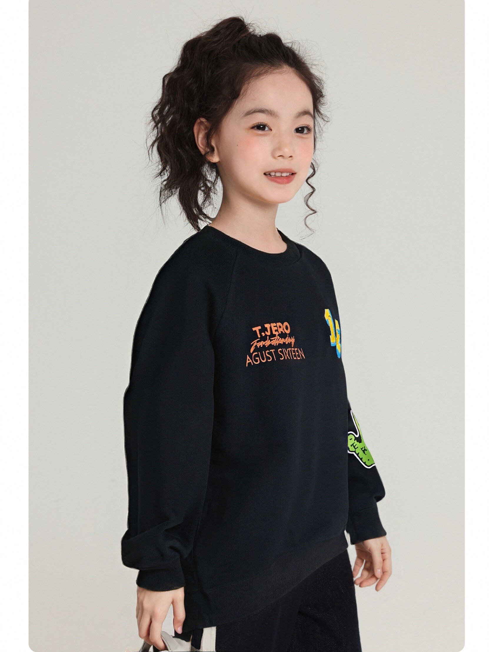 女童秋装卫衣2025新款洋气小女孩上衣春秋款女孩炸街网红休闲衣服