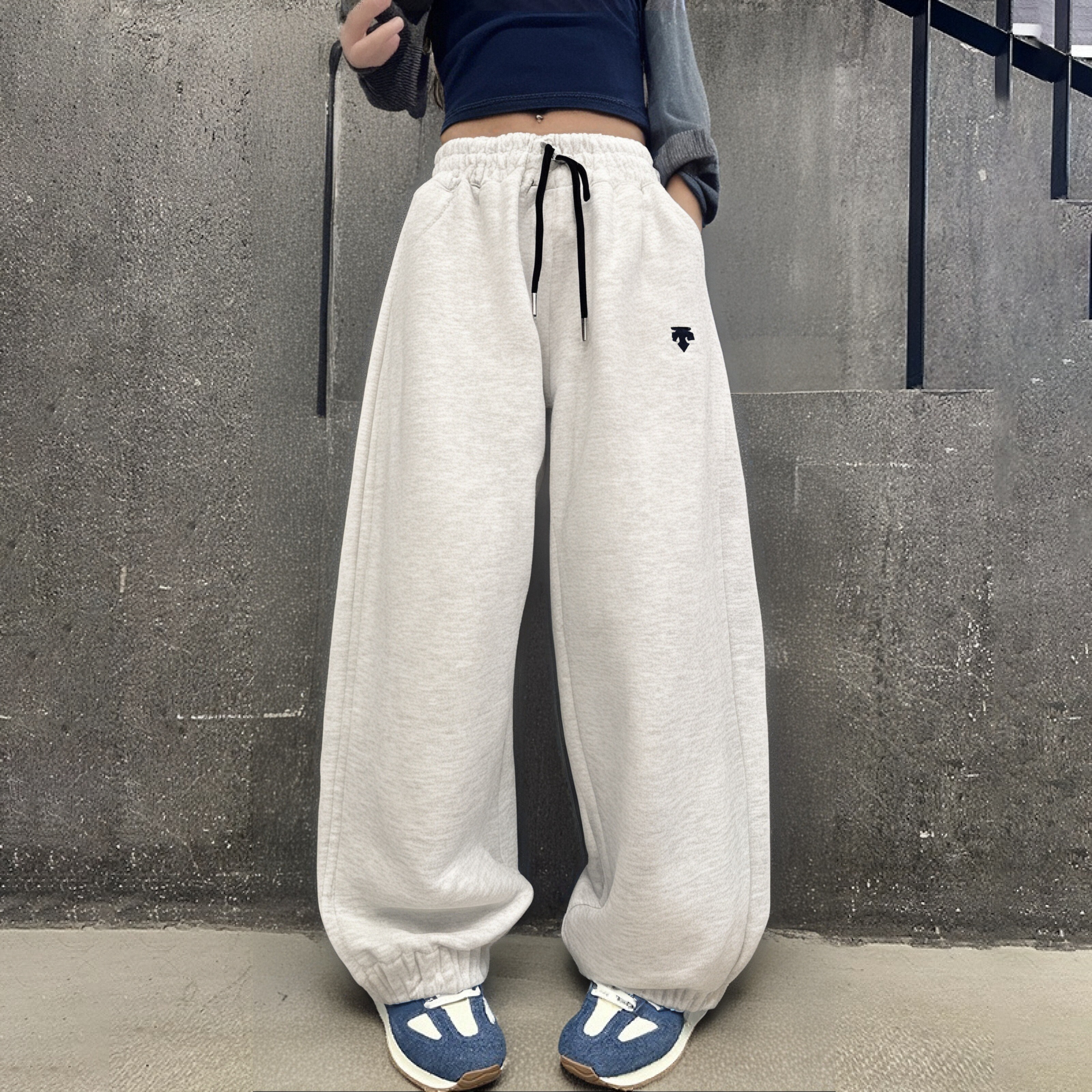 女童休闲运动风裤子2025新款春秋装洋气宽松中大童韩版弯刀裤子